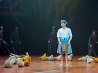 Mój sąsiad Totoro w Gillian Lynne Theatre, Londyn — zdjęcie z produkcji 3