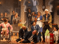 Fawlty Towers à Apollo Theatre, Londres — photo de production 4