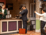 Fawlty Towers à Apollo Theatre, Londres — photo de production 1