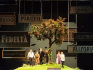 Così fan tutte at London Coliseum, London — production photo 3