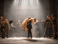 정오의 결투 - Harold Pinter Theatre, 런던 — 공연 사진 3