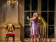 Così fan tutte at London Coliseum, London — production photo 2