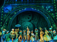 مسرحية ويكد الموسيقية في Apollo Victoria Theatre، لندن — صورة من العرض 3