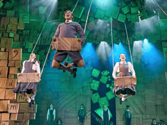 Matilda El Musical en Cambridge Theatre, Londres — foto de producción 1