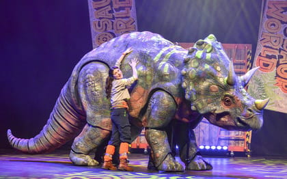 Dinosaur World Live