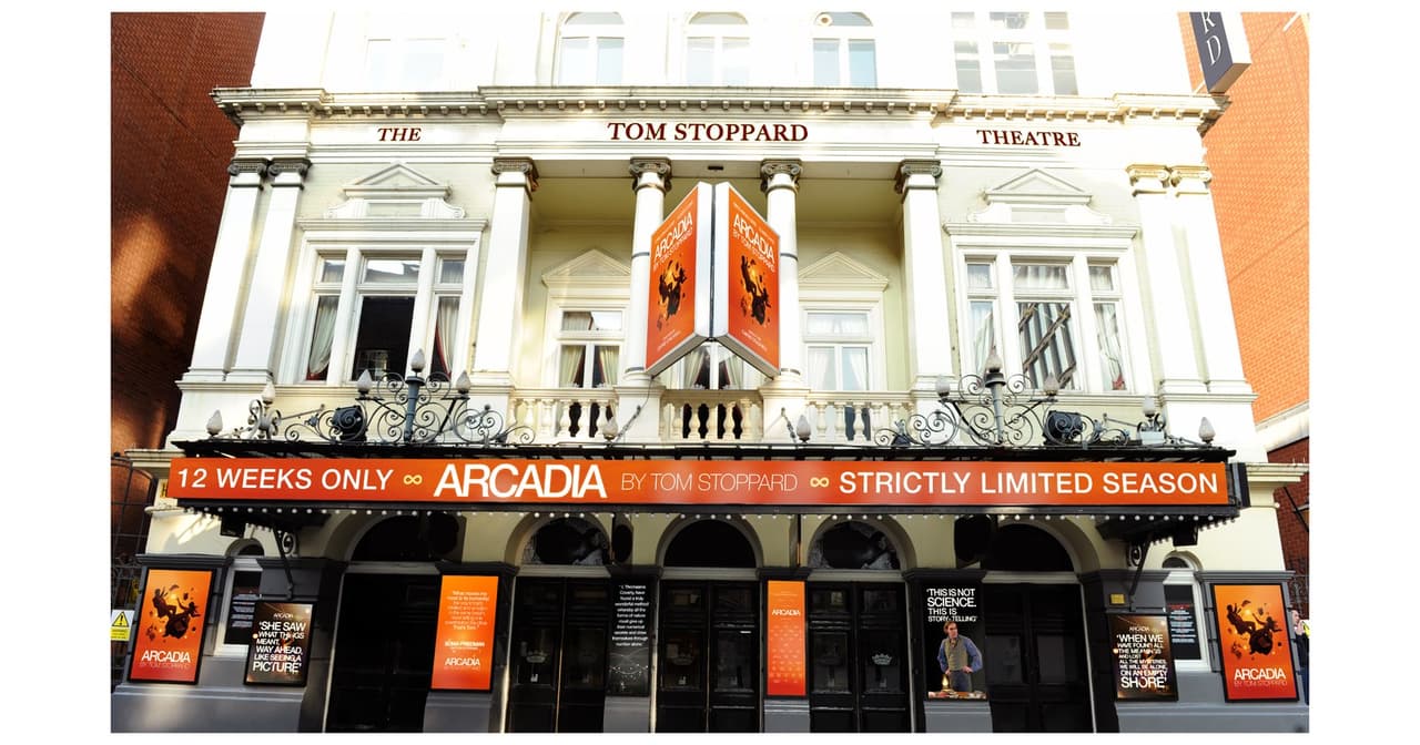 Umělecký náčrtek přejmenovaného Tom Stoppard Theatre