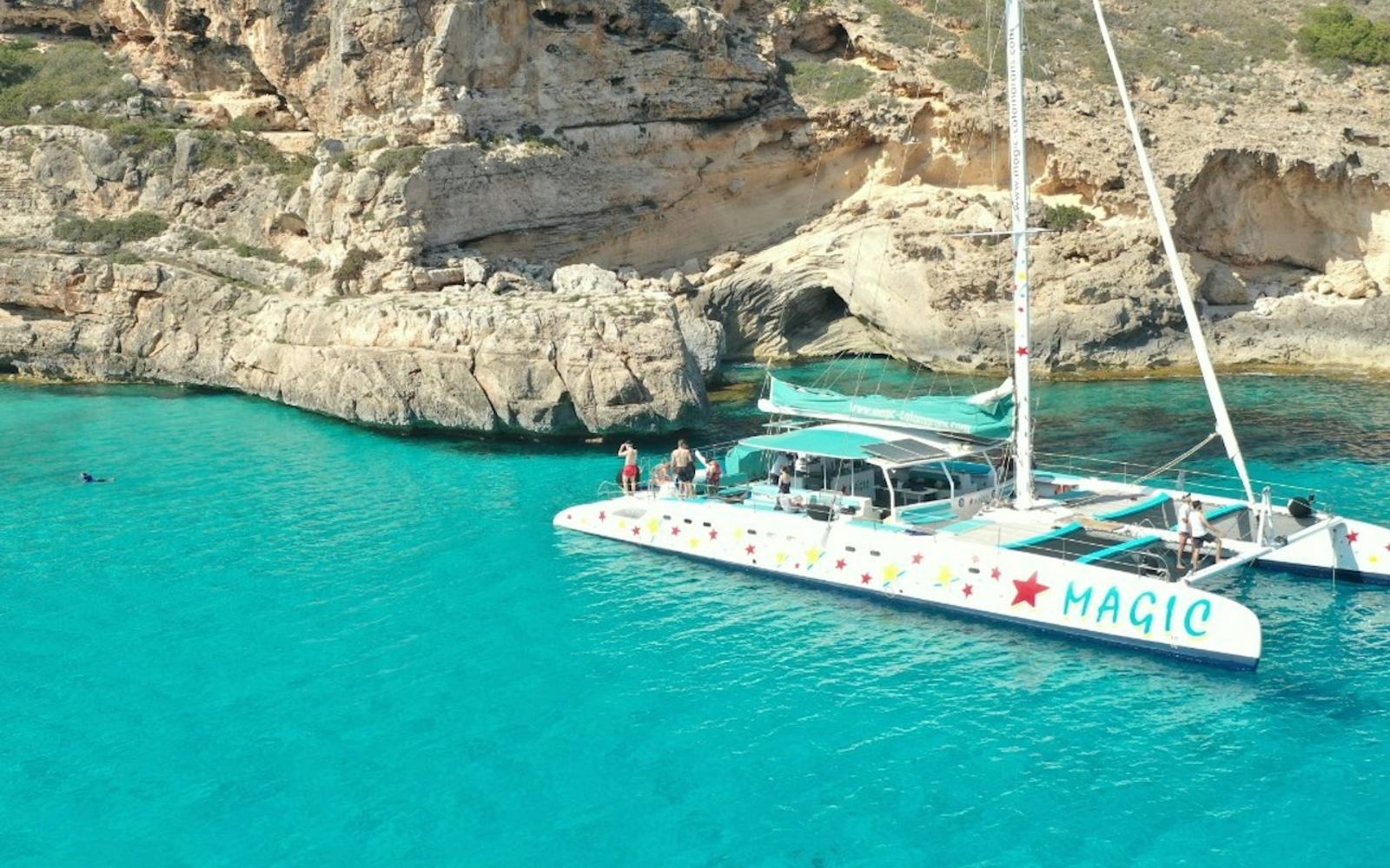 Mallorca: Catamaran Sailing Trip + Lunch or Dinner + Drinks tickets at Mallorca Boat Trips, Palma De Mallorca