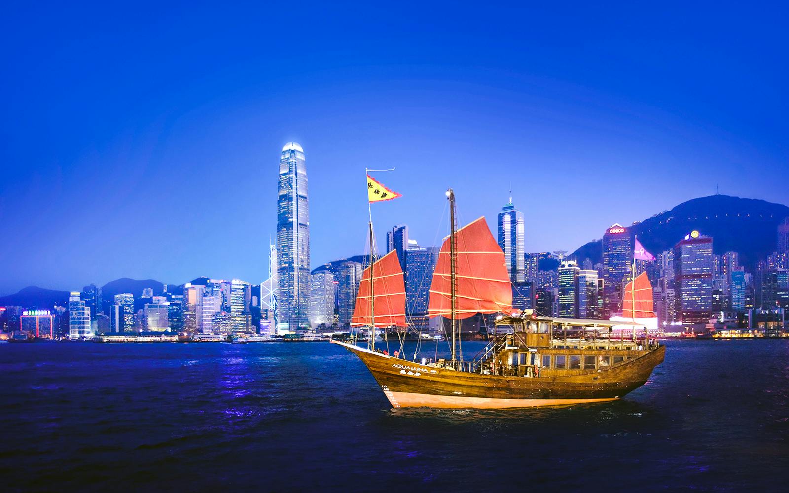 Aqualuna Dim Sum Cruise