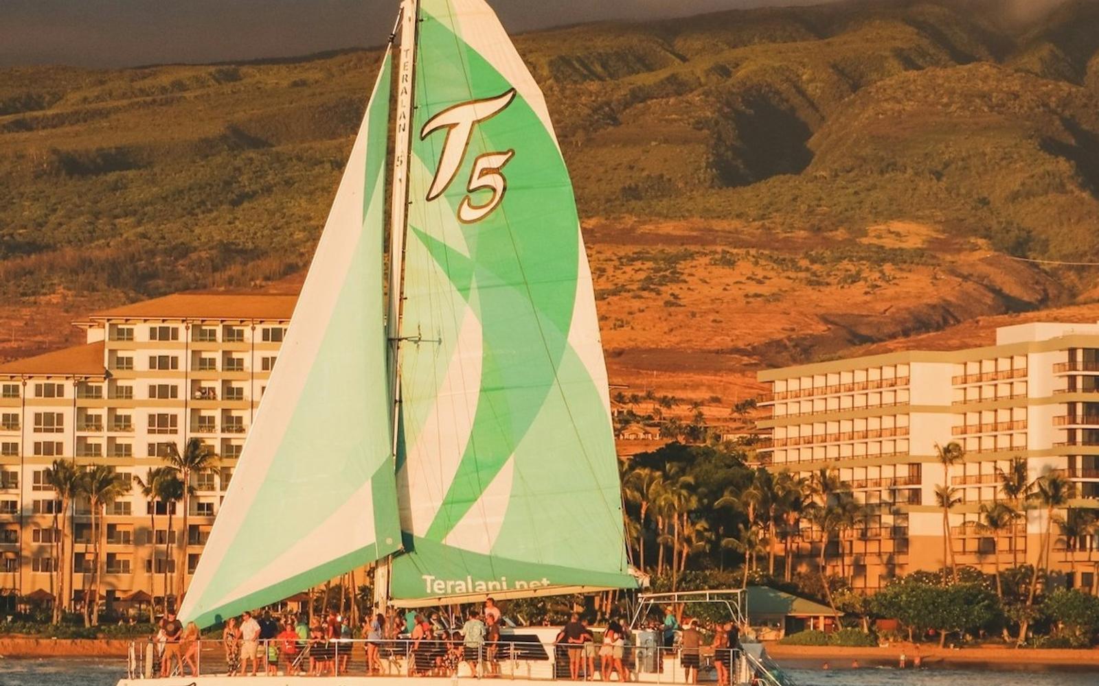 Ka'anapali: Sunset Dinner Sail
