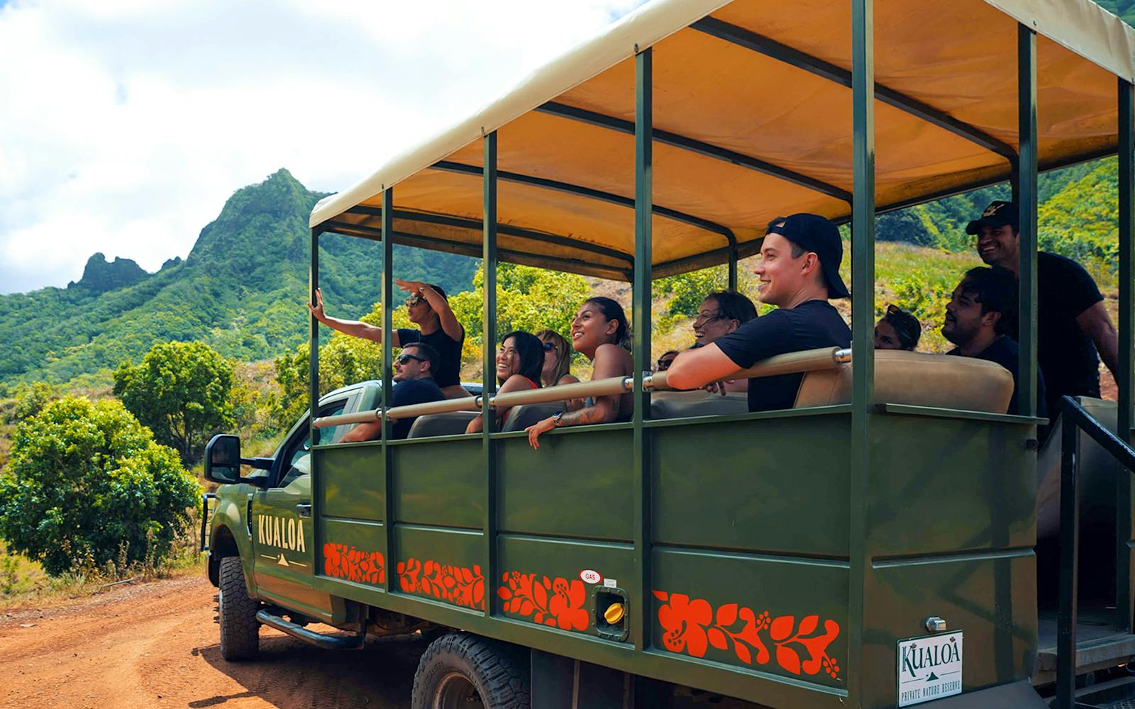Kualoa Ranch: All-Inclusive Package