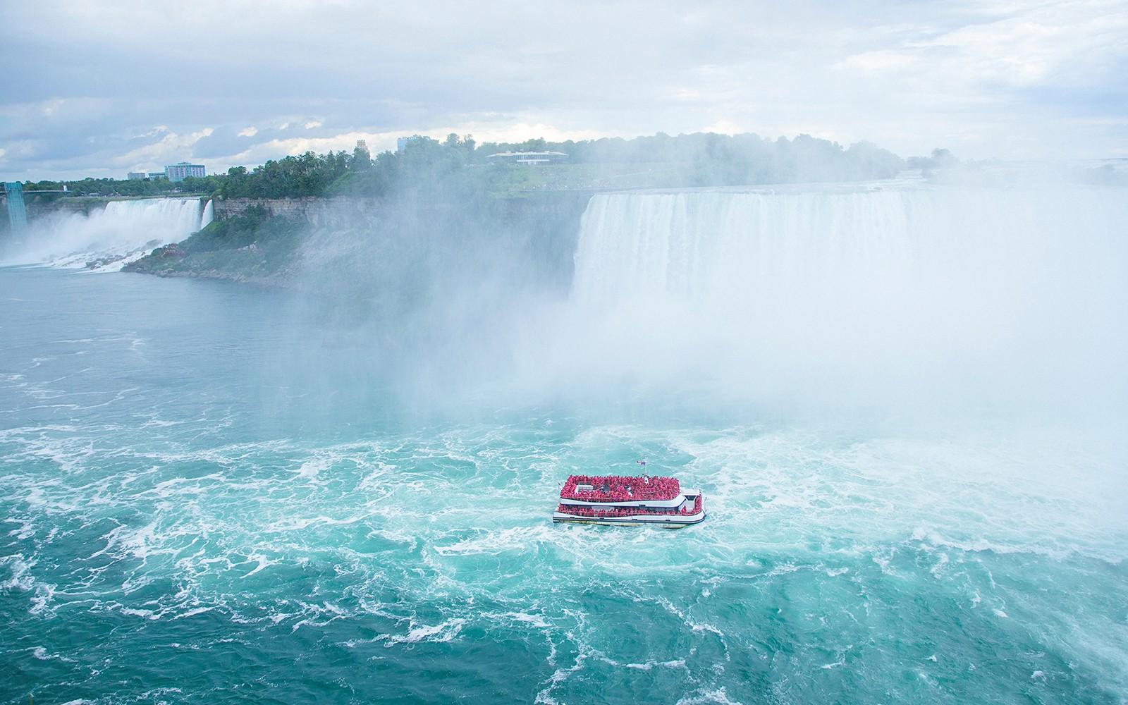 Från Toronto: Kvällstur till Niagarafallen med tillval tickets, Niagara Falls