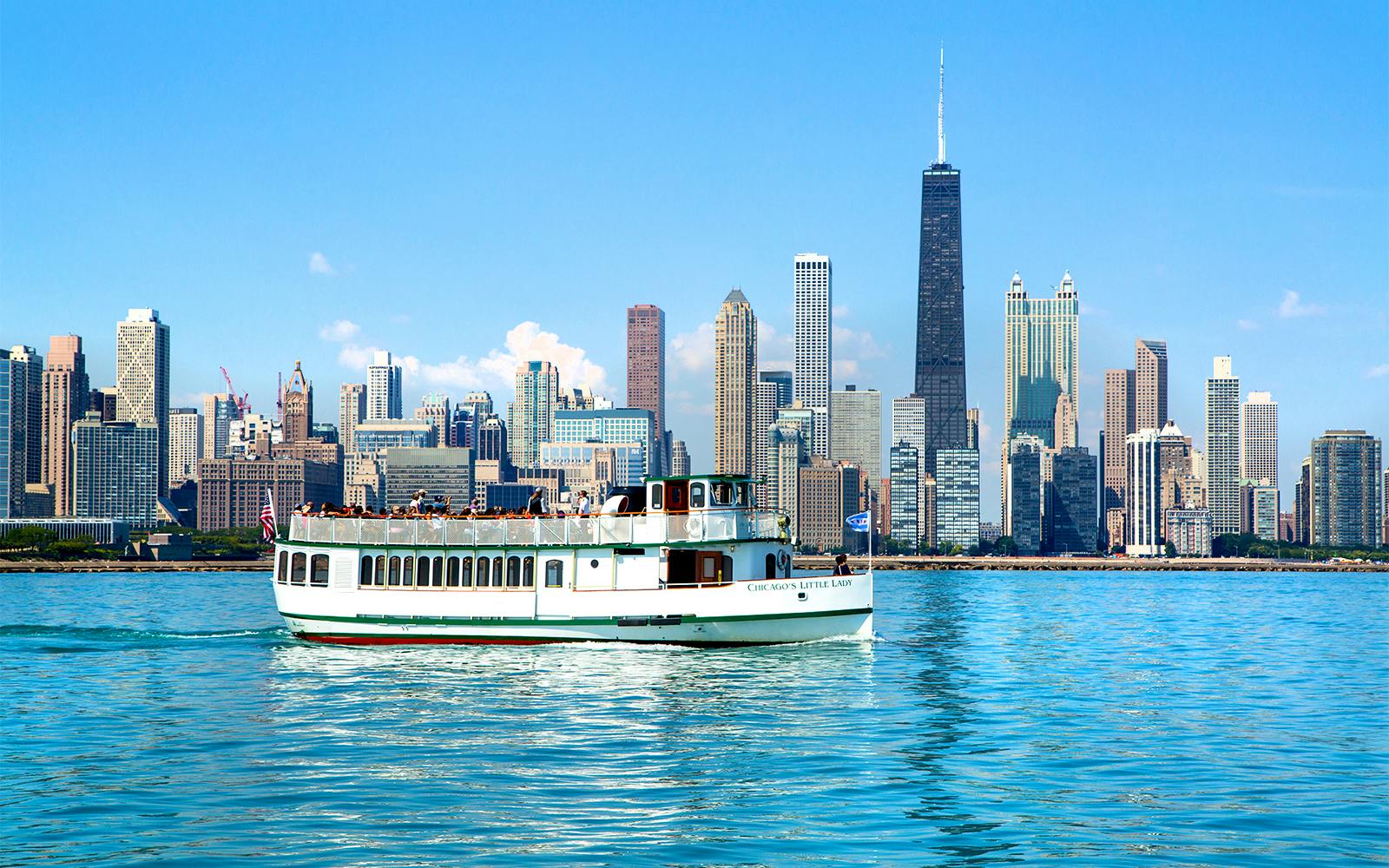 Chicago River & Lake Sightseeing Cruise by First Lady tickets at 112 E Wacker Dr, شیکاگو