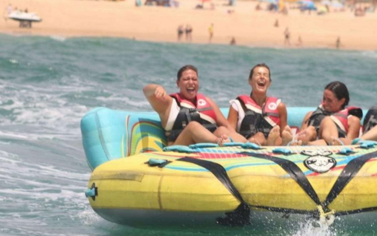 Albufeira: 10-Min Crazy Couch Ride