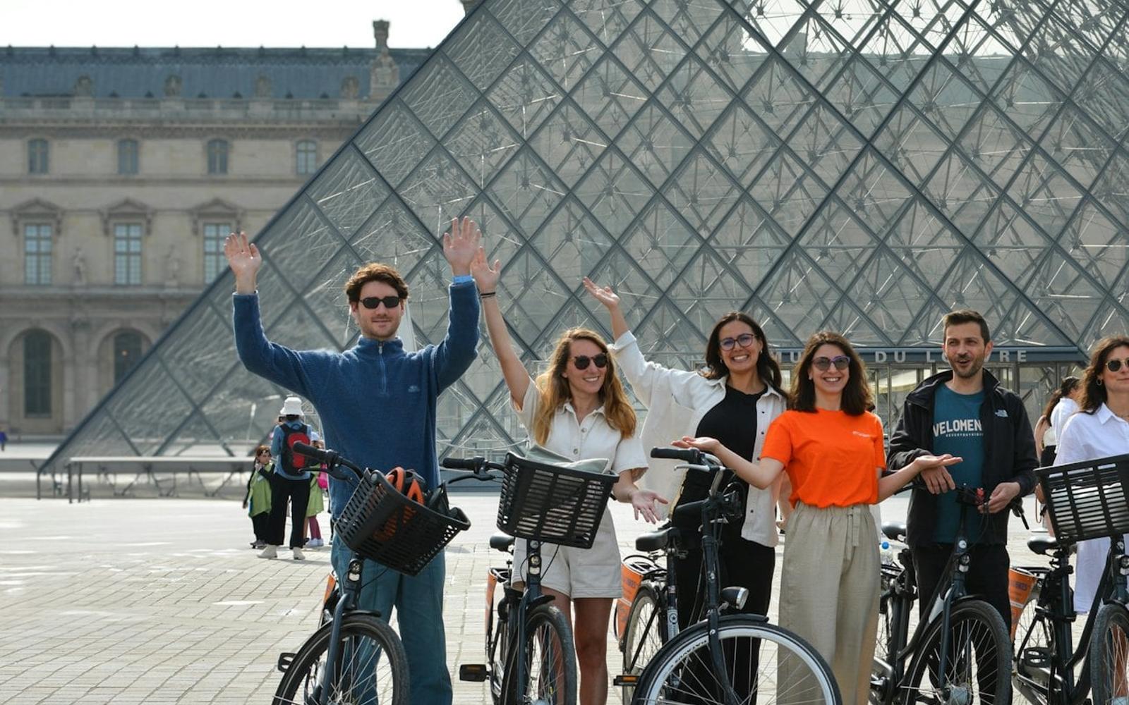 Paris: Highlight Dutch Bike Tour tickets at Paris Bike Tours, پاریس
