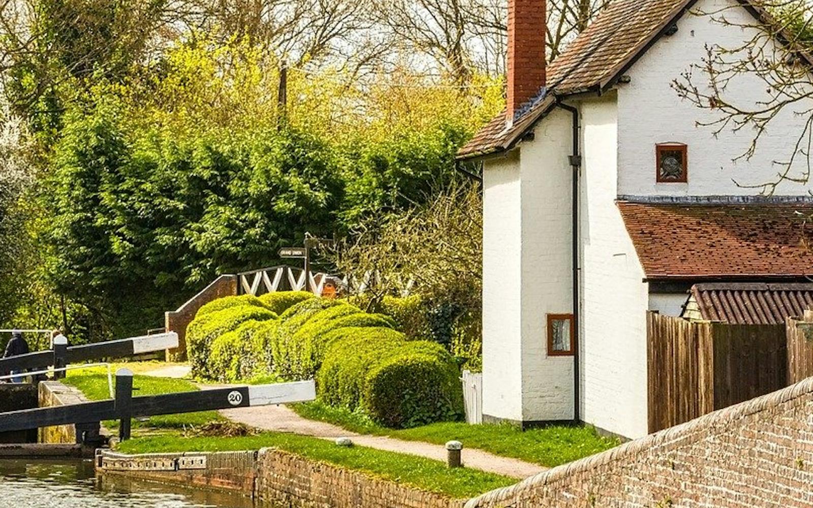 Warwickshire Immersive Self-Guided Walking Tours