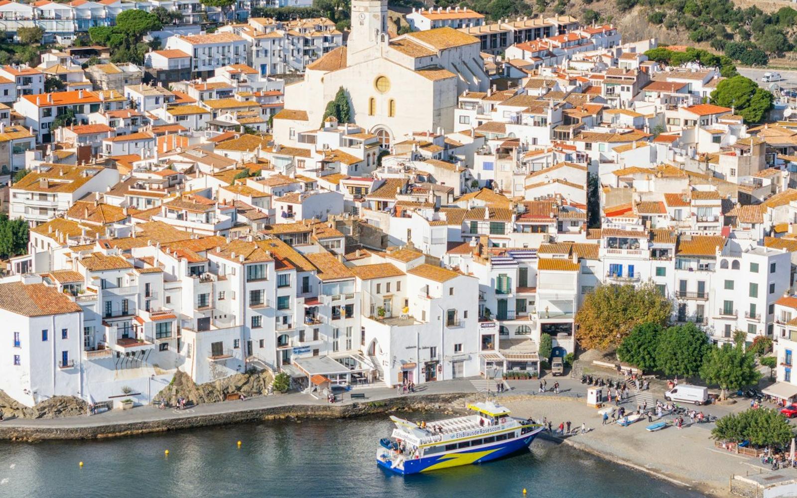 Cadaqués: Boat Tour from Roses