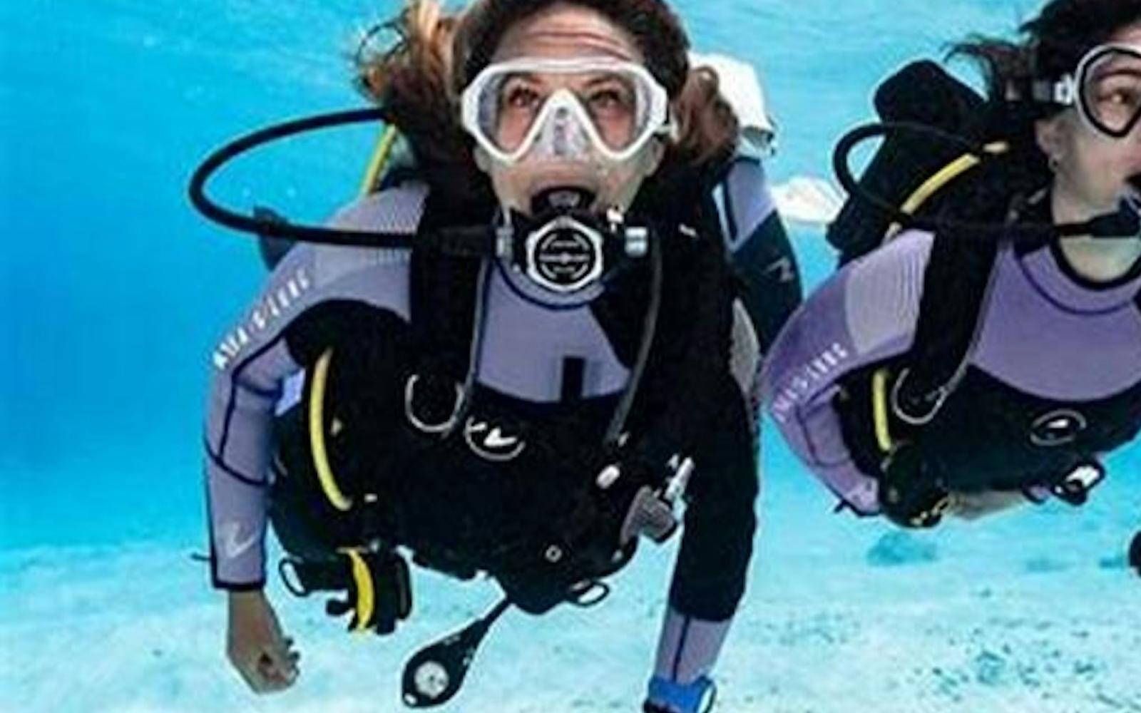 Dubai Scuba Dive: Experience for Beginners