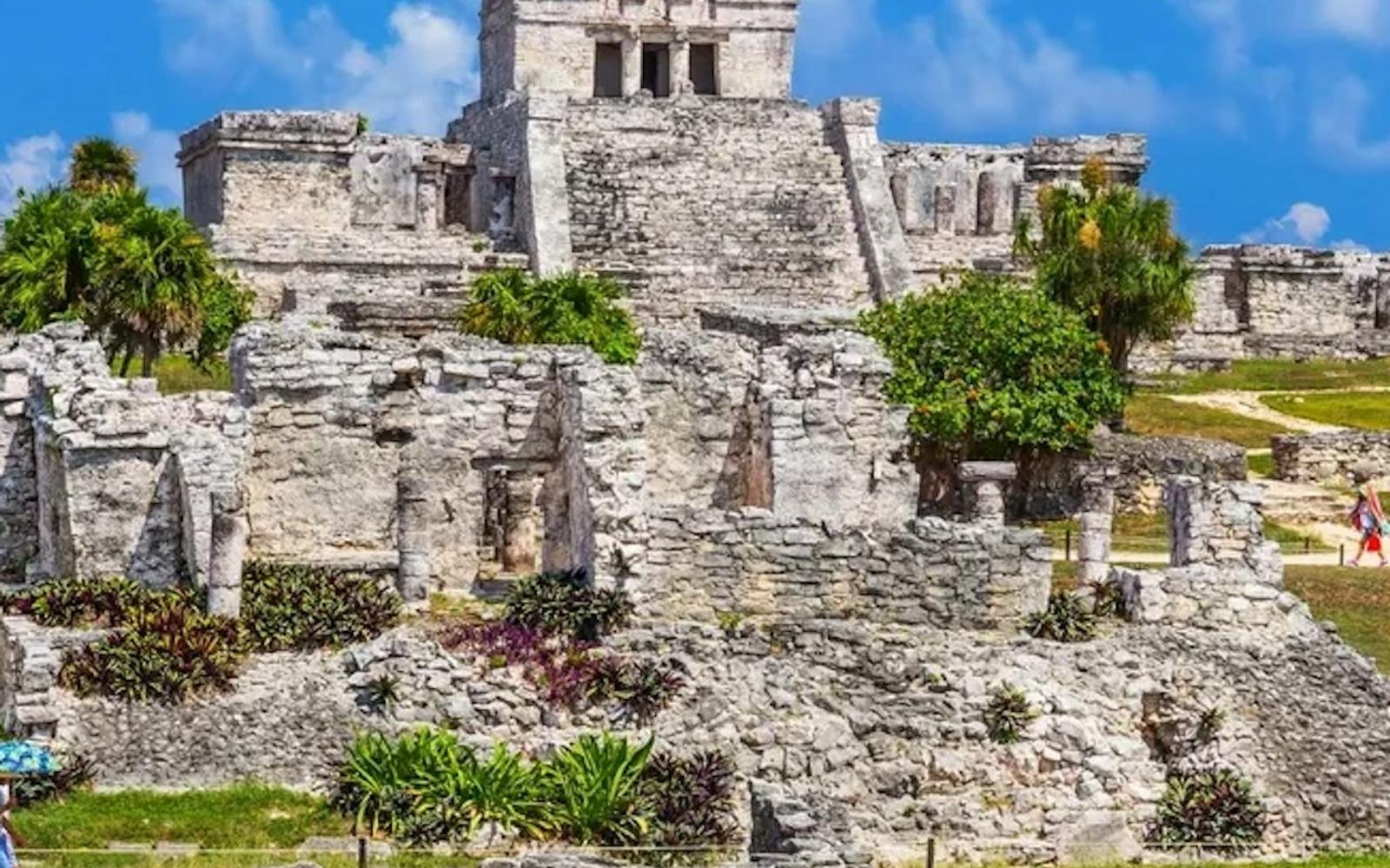 Tulum & Cenote Tour
