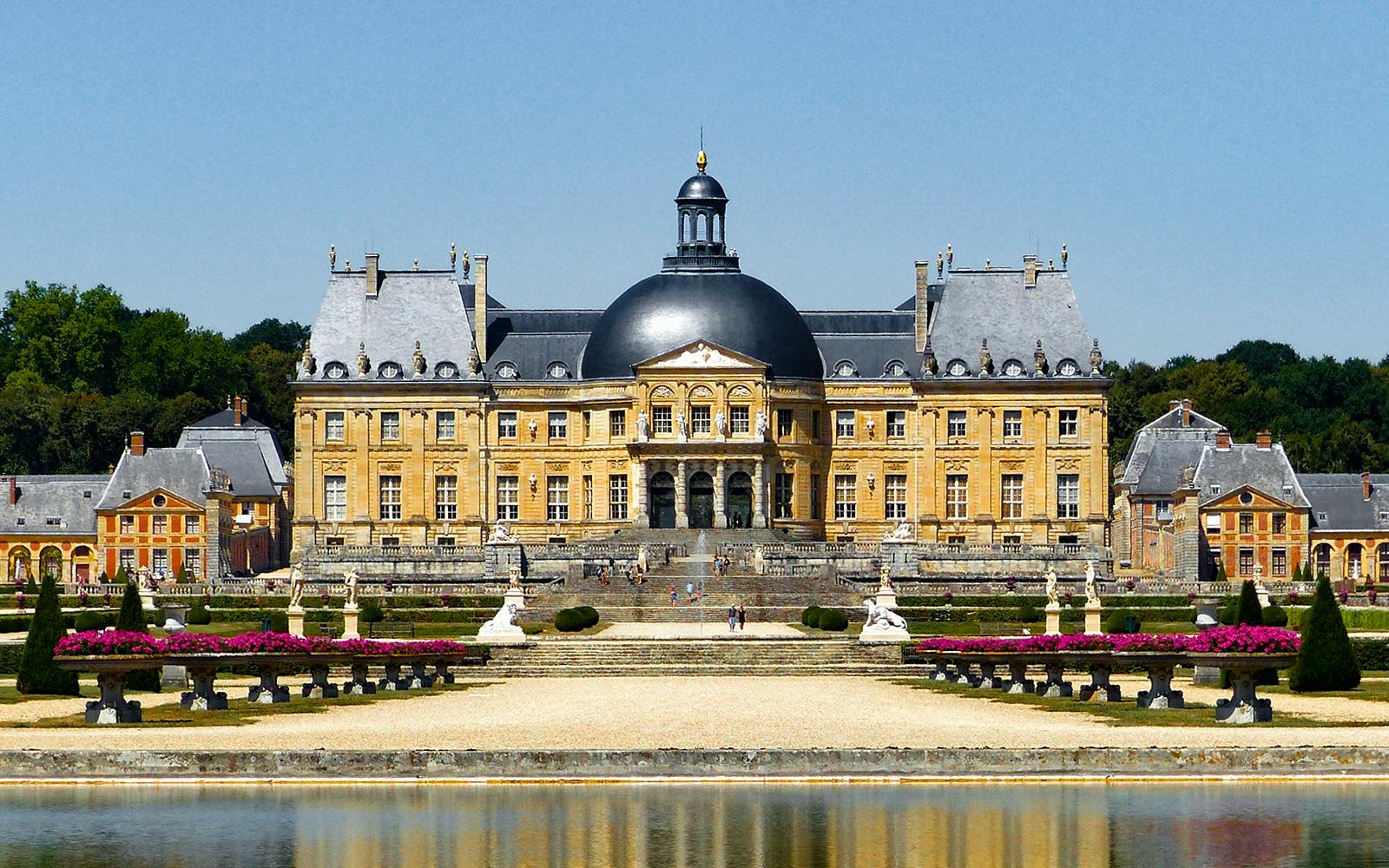 Vaux-le-Vicomte Castle Tickets with Audio Guide