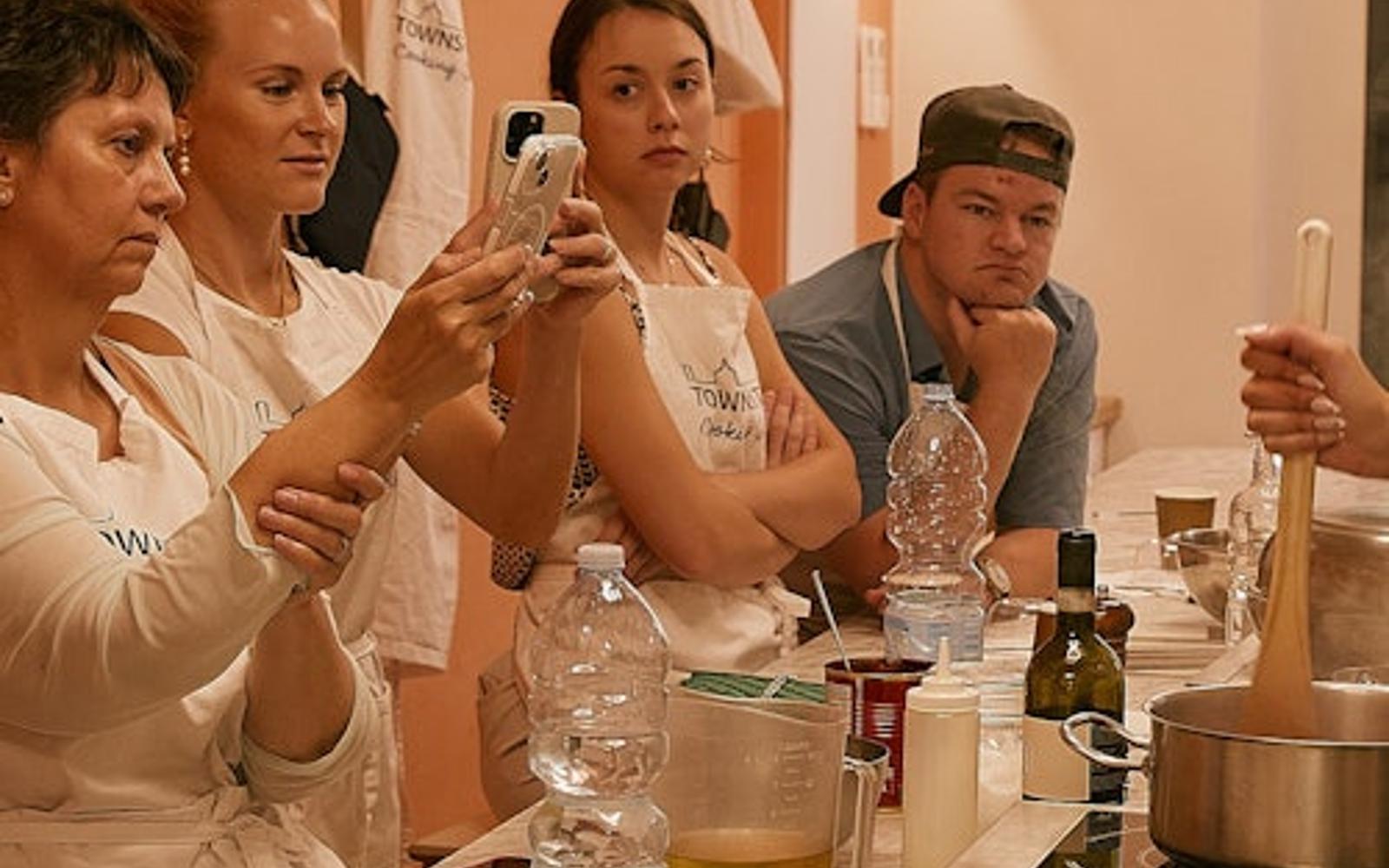 Florence: Wanna Be Italiano - The Original Cooking Class with Local Market Tour