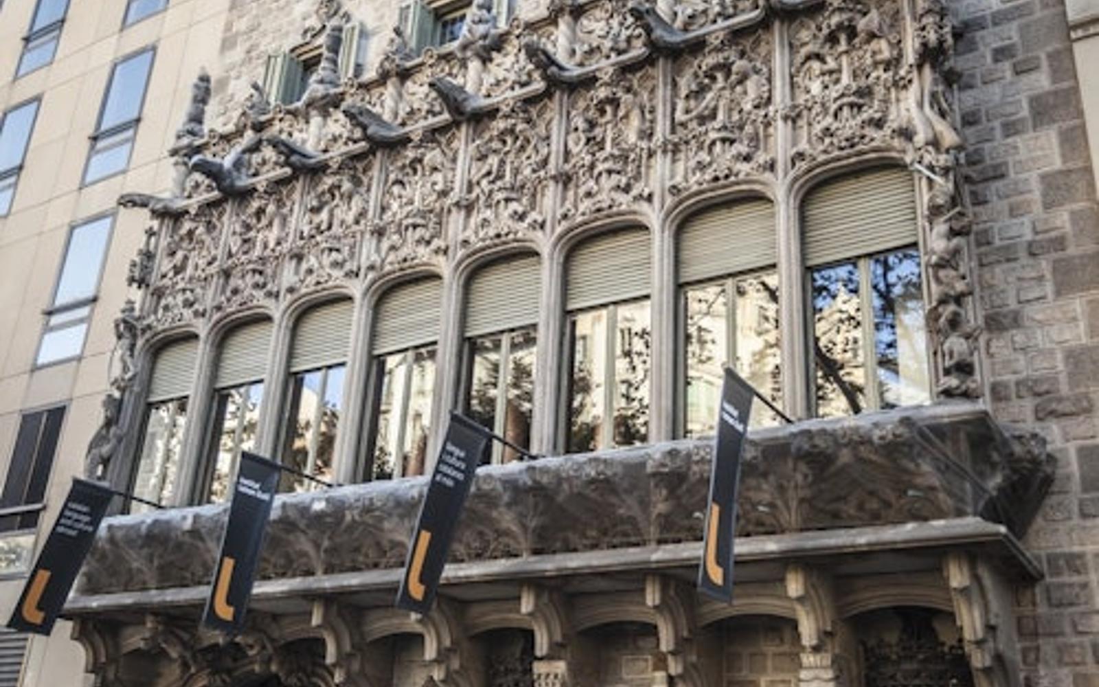 Palau Baró de Quadras: Guided Tour tickets at Palau Baró de Quadras, Barcelona