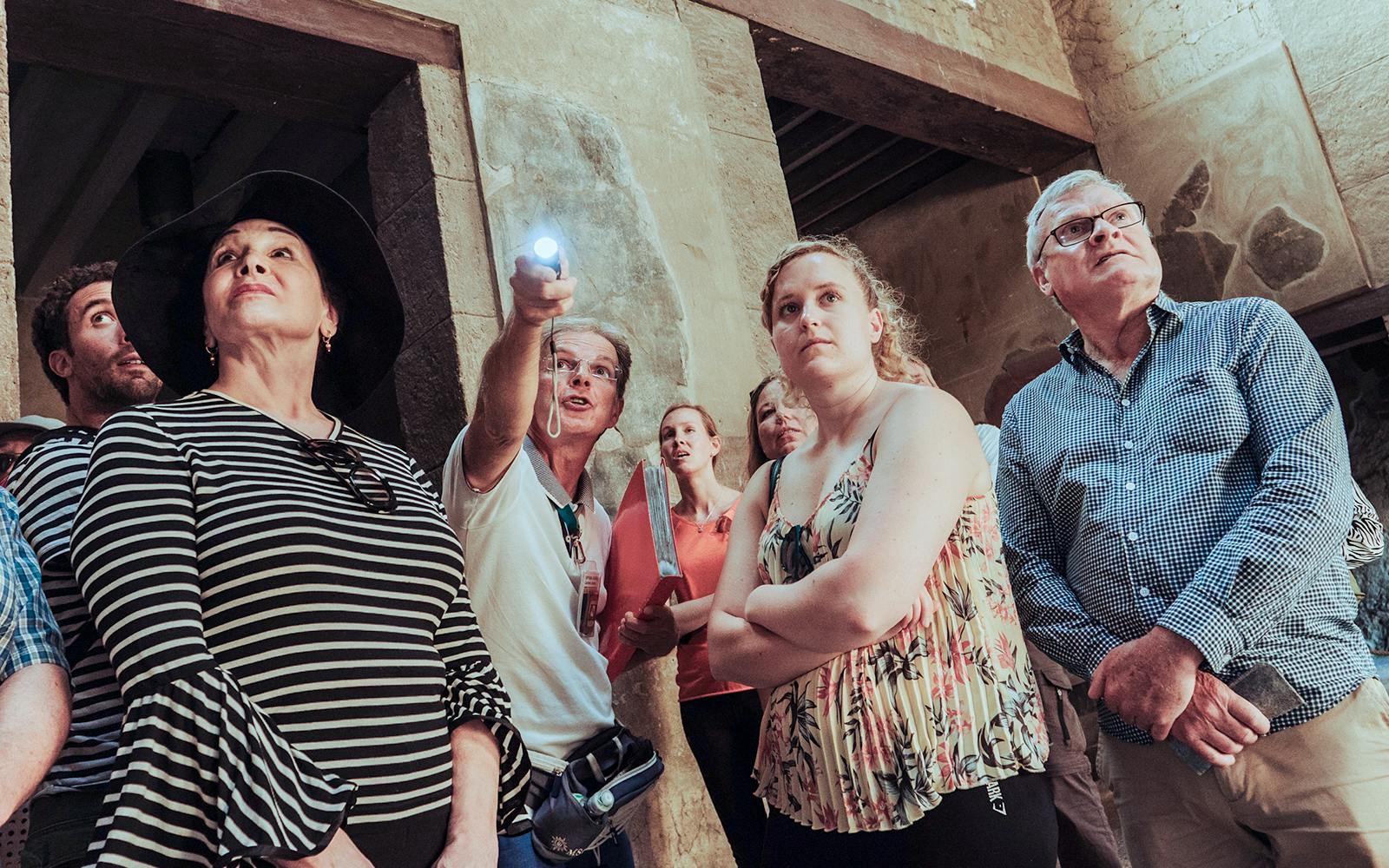 Herculaneum Guided Tour with Round-Trip Transfers