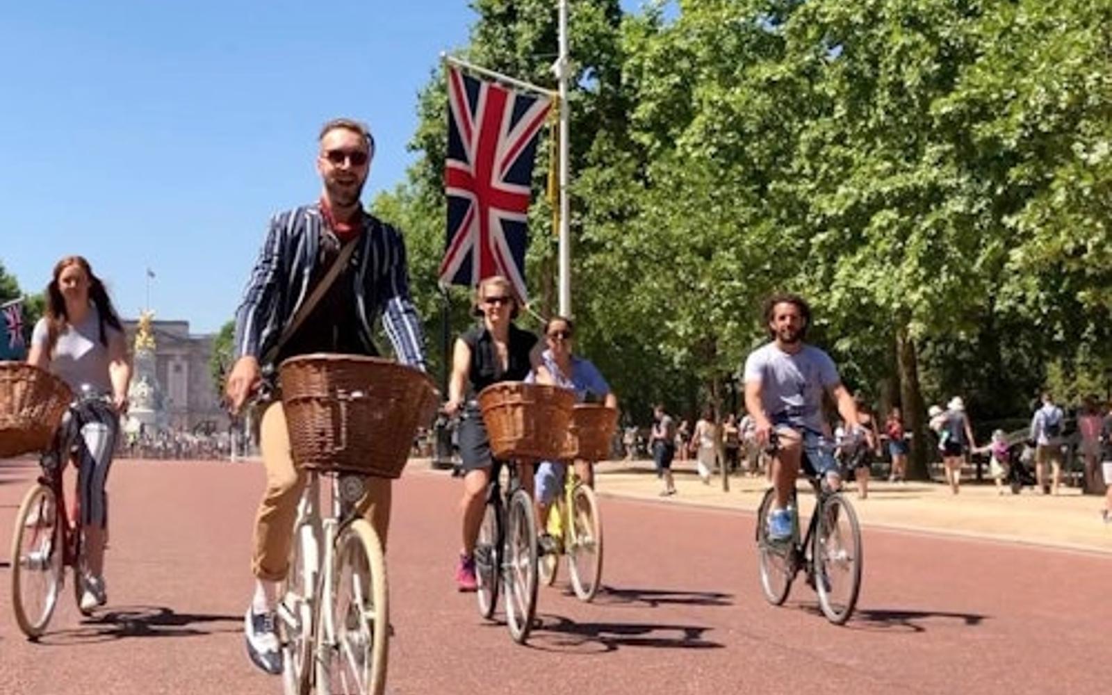 London: Landmarks & Gems Bike Tour