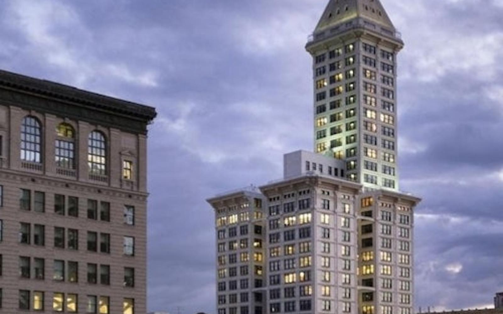 Smith Tower Observatory: Entry Ticket + Self-Guided Tour