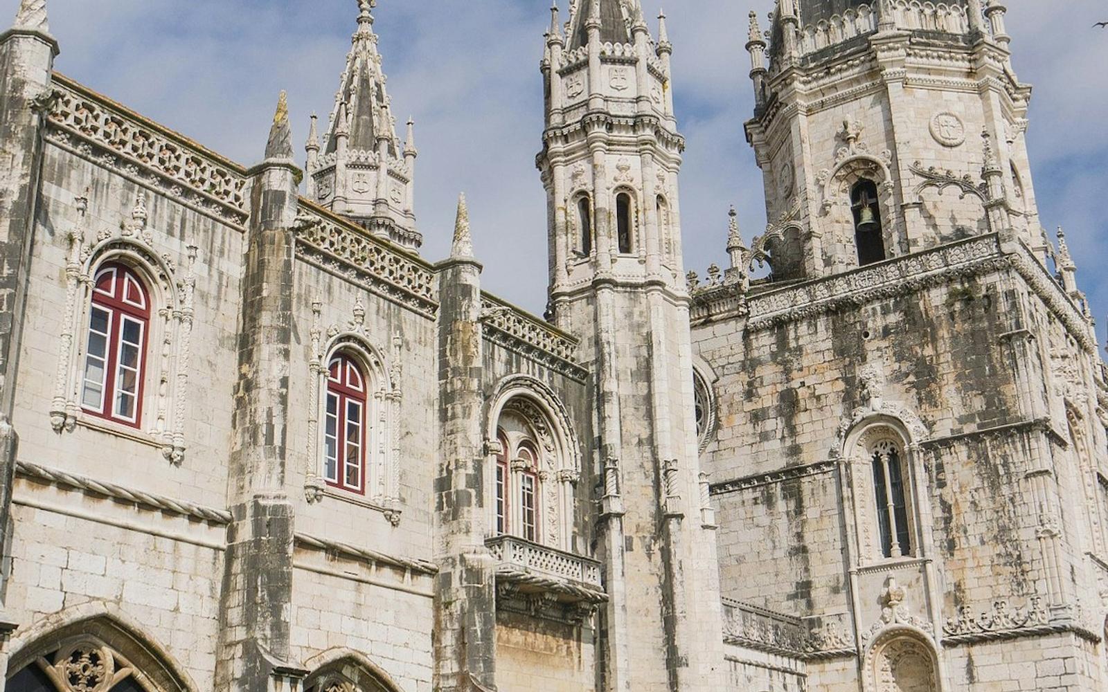 Lisbon: Jerónimos Monastery Guided Tour + Belém Walking Tour