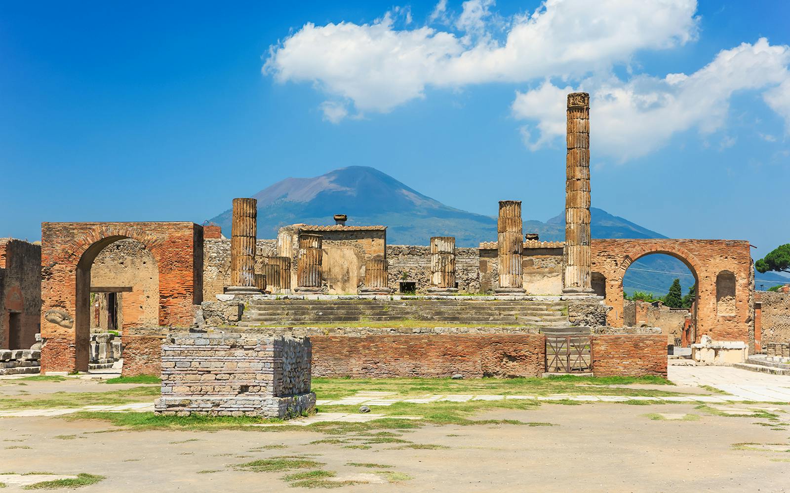 Pompeii Tickets with Optional Transfers