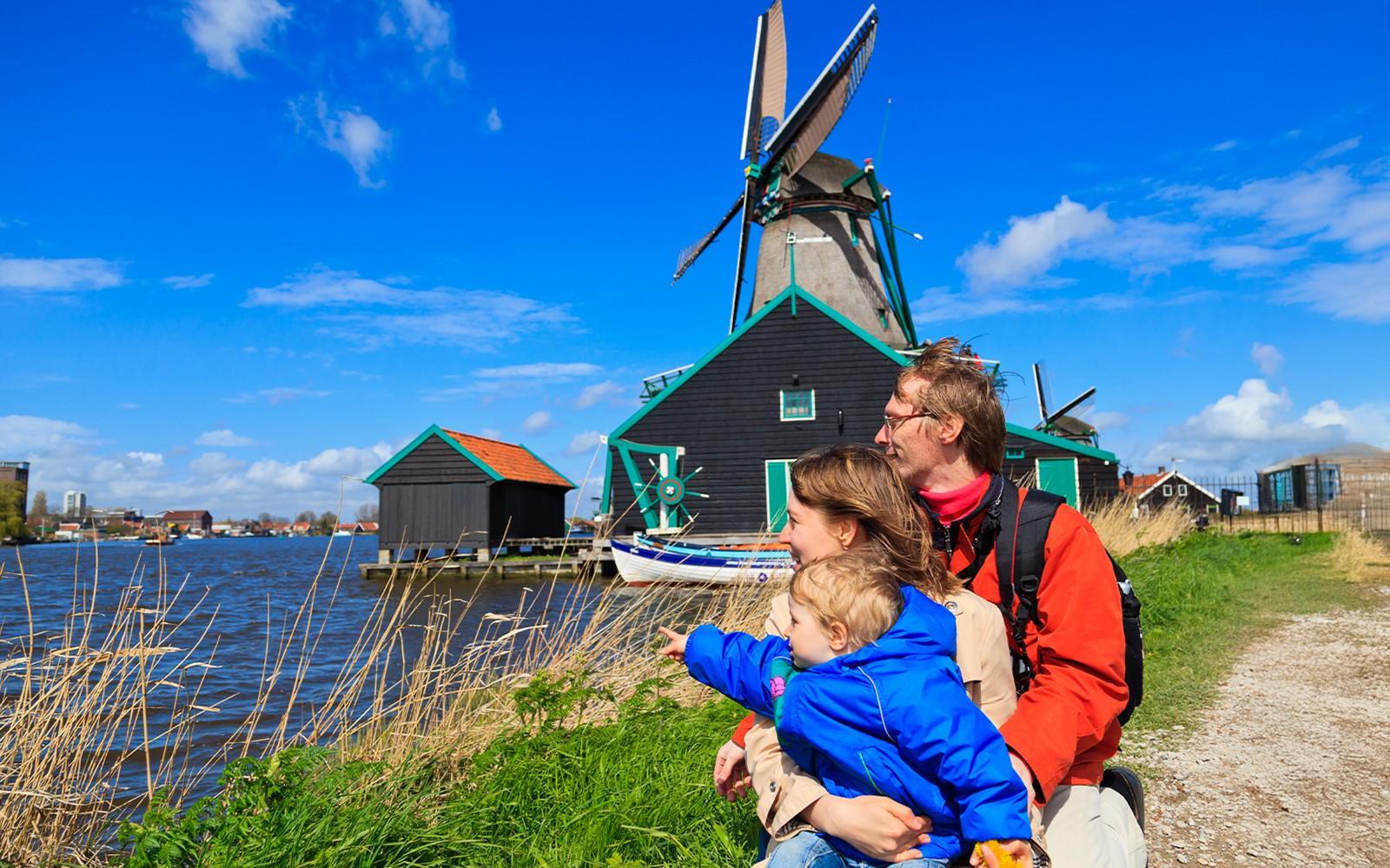 From Amsterdam: Zaanse Schans, Volendam, Edam and Marken Guided Tour tickets, Amsterdam
