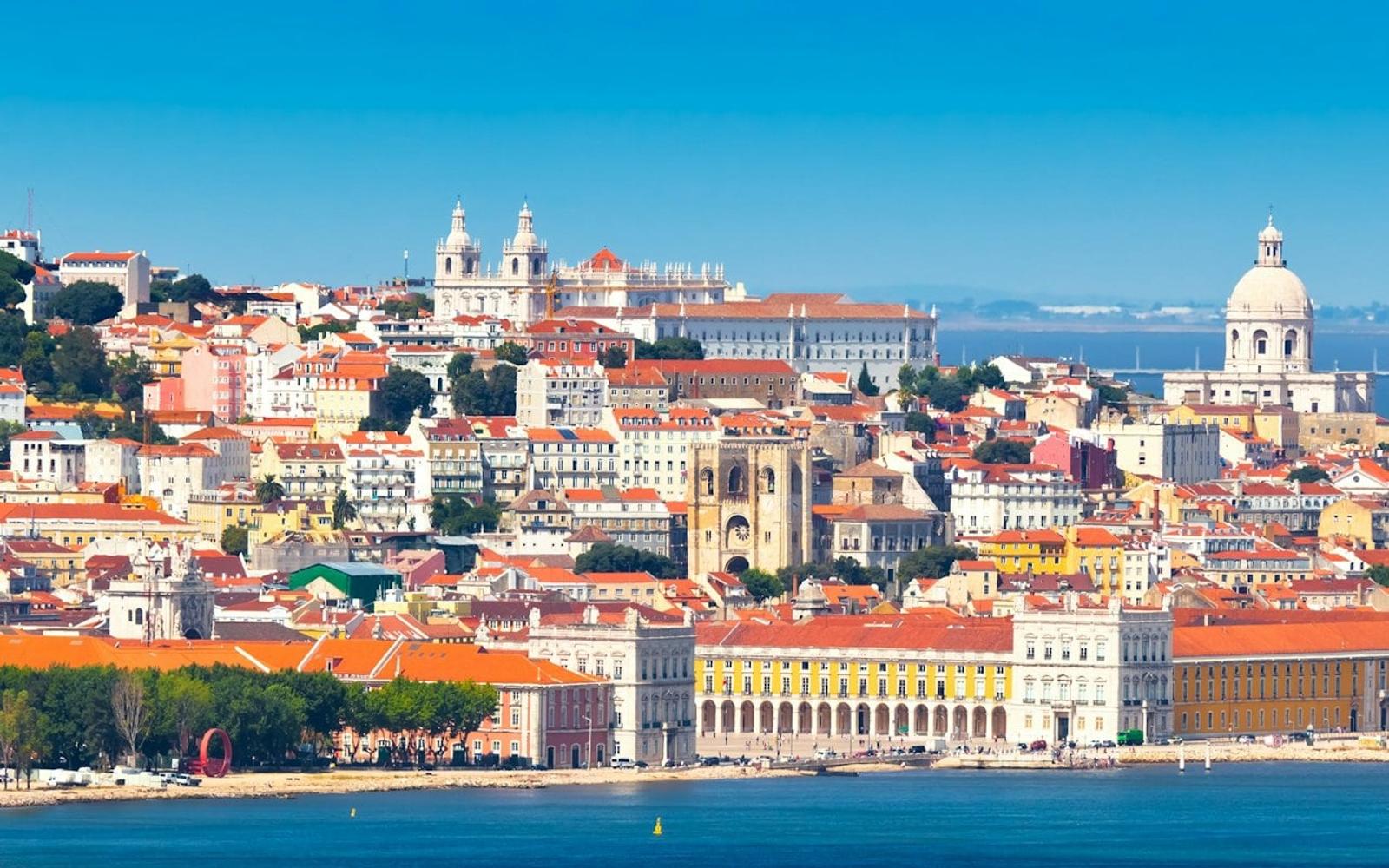 Lisbon: Baixa Small Group Walking Tour