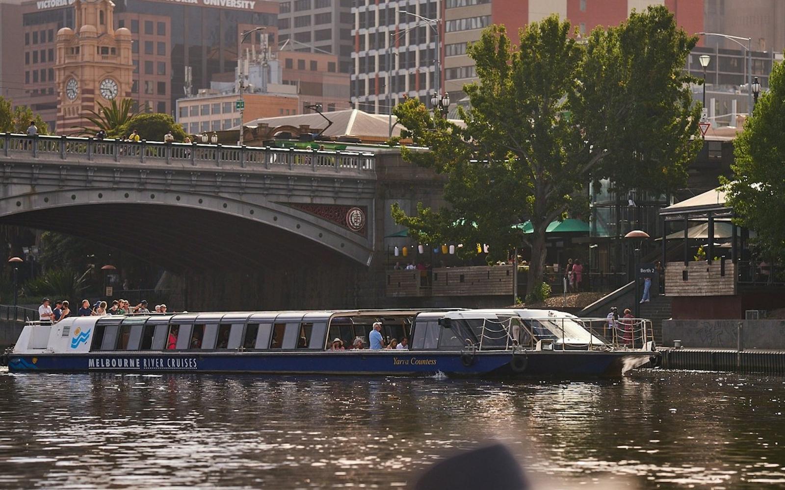 Melbourne: City Highlights Cruise