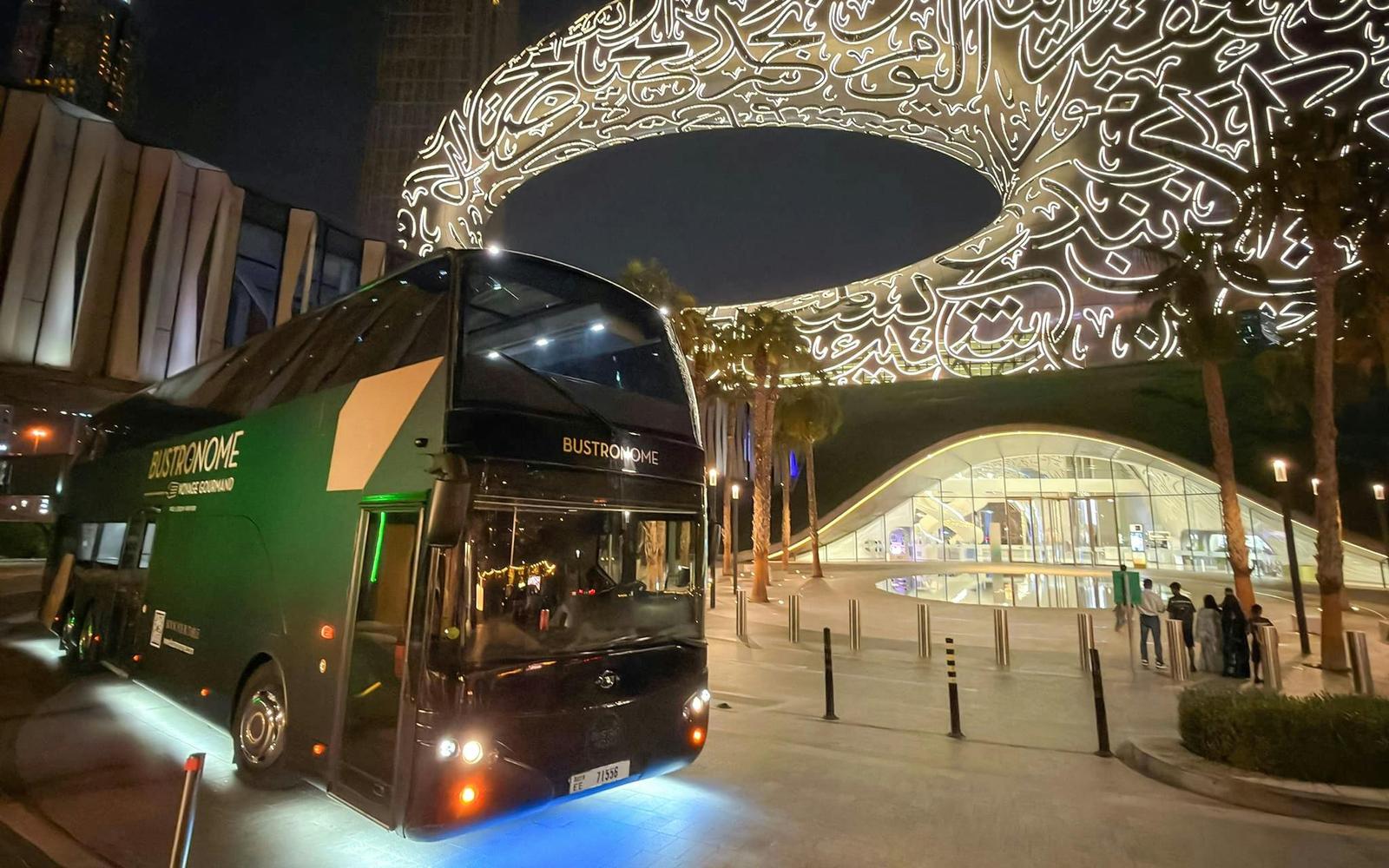 Bustronome Dubai Sightseeing Tour with Gourmet Lunch or Dinner