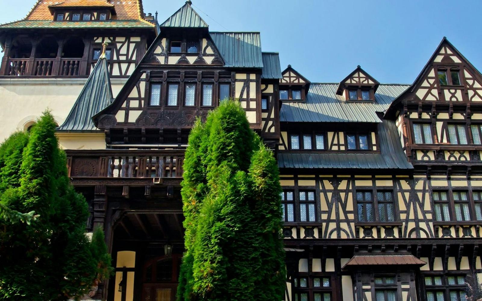 Pelișor Castle: Fast Track Ticket