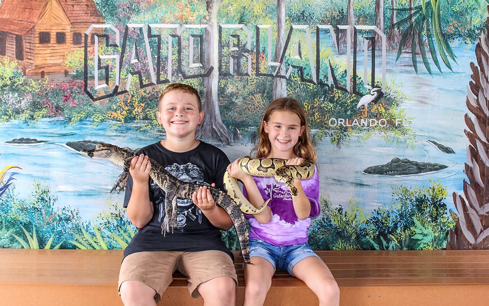 بلیت‌های گیتورلند با دسترسی به زیپ لاین اسکریمین گیتور tickets at Gatorland, 14501 S. Orange Blossom Trail, Orlando