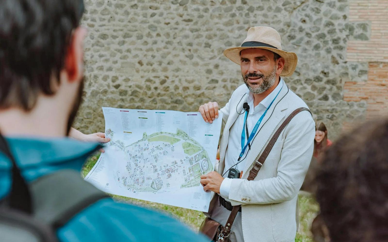 From Naples: Pompeii & Vesuvius Guided Tour with Transfers