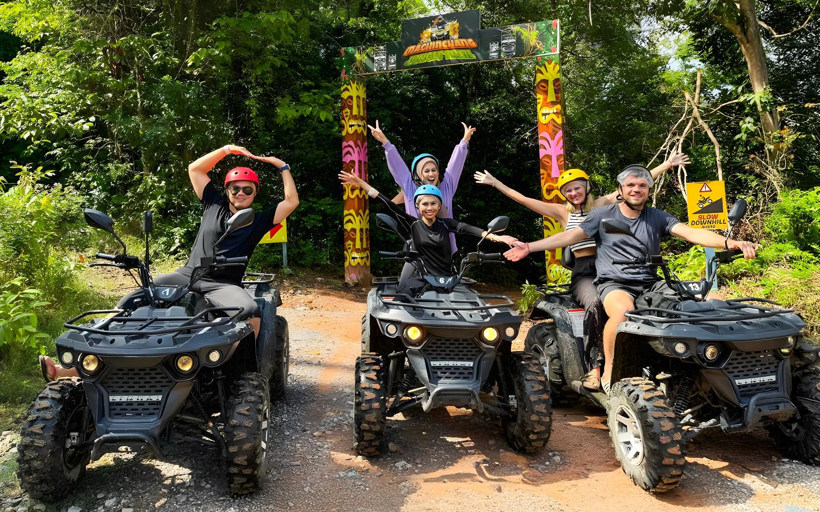Passejada en ATV Sky de Langkawi a la Muntanya Manchinchang