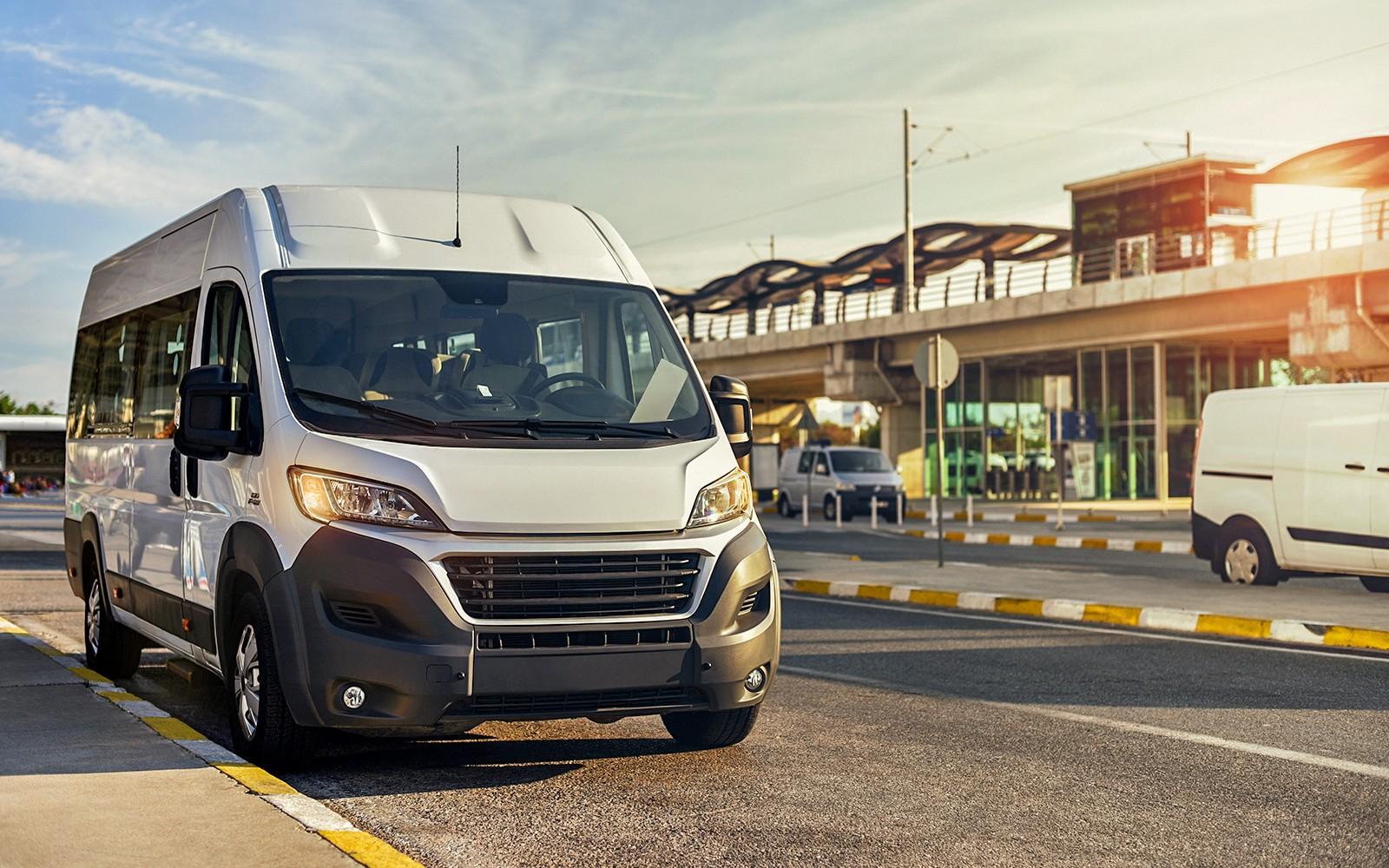 Round-Trip Shuttle Transfers: Dubai and Abu Dhabi Attractions from Dubai tickets, Dubai