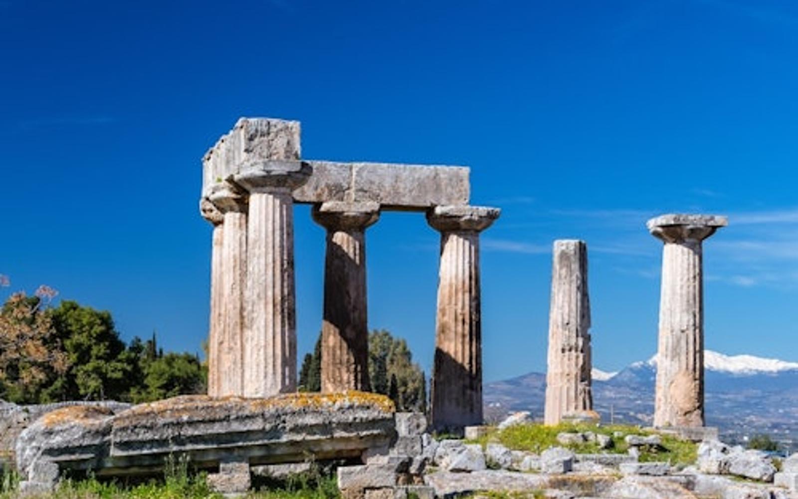 Ancient Corinth: Private Guided Tour + Roundtrip Transport from Athens