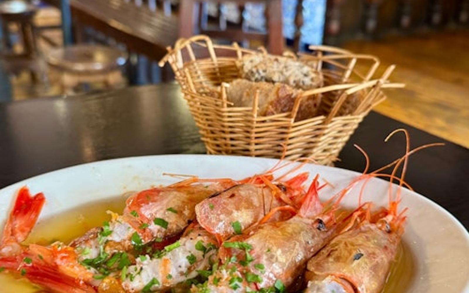 Madrid: Tour Guidato a Piedi + Degustazione di Tapas & Bevande