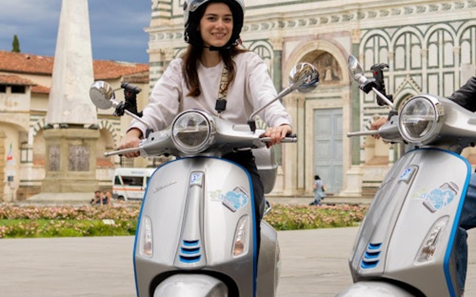 Florence: Electric Vespa Rental