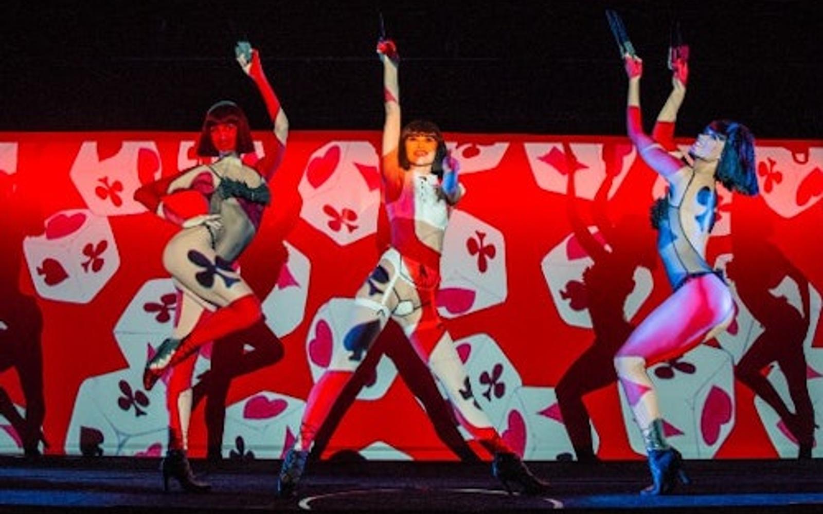Crazy Horse Paris: Espectacle + Experiència entre bambolines