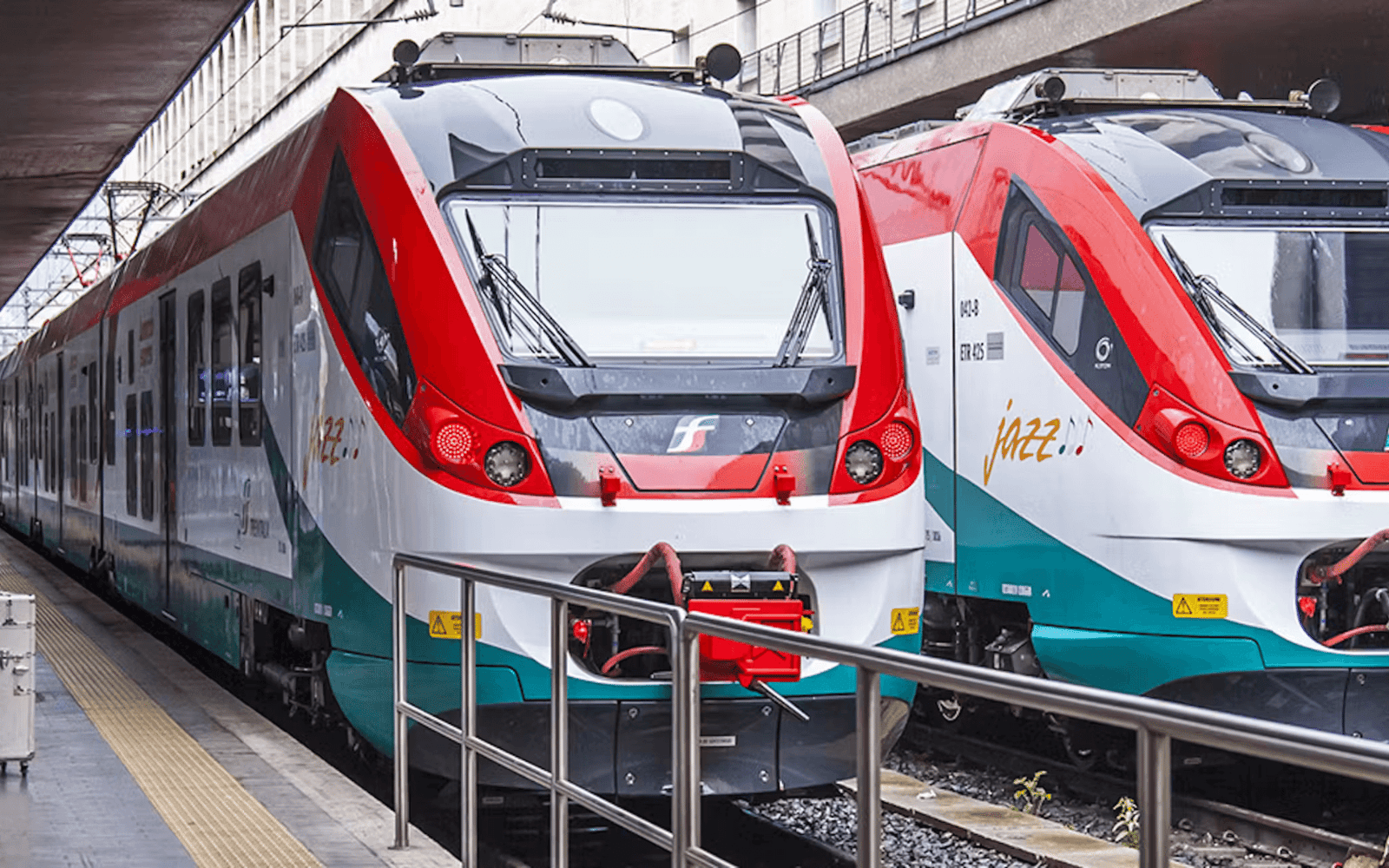قطار مستقیم لئوناردو اکسپرس از فرودگاه فیومیچینو به مرکز شهر رم tickets at Airport Transfer Rome (Fiumicino), رم