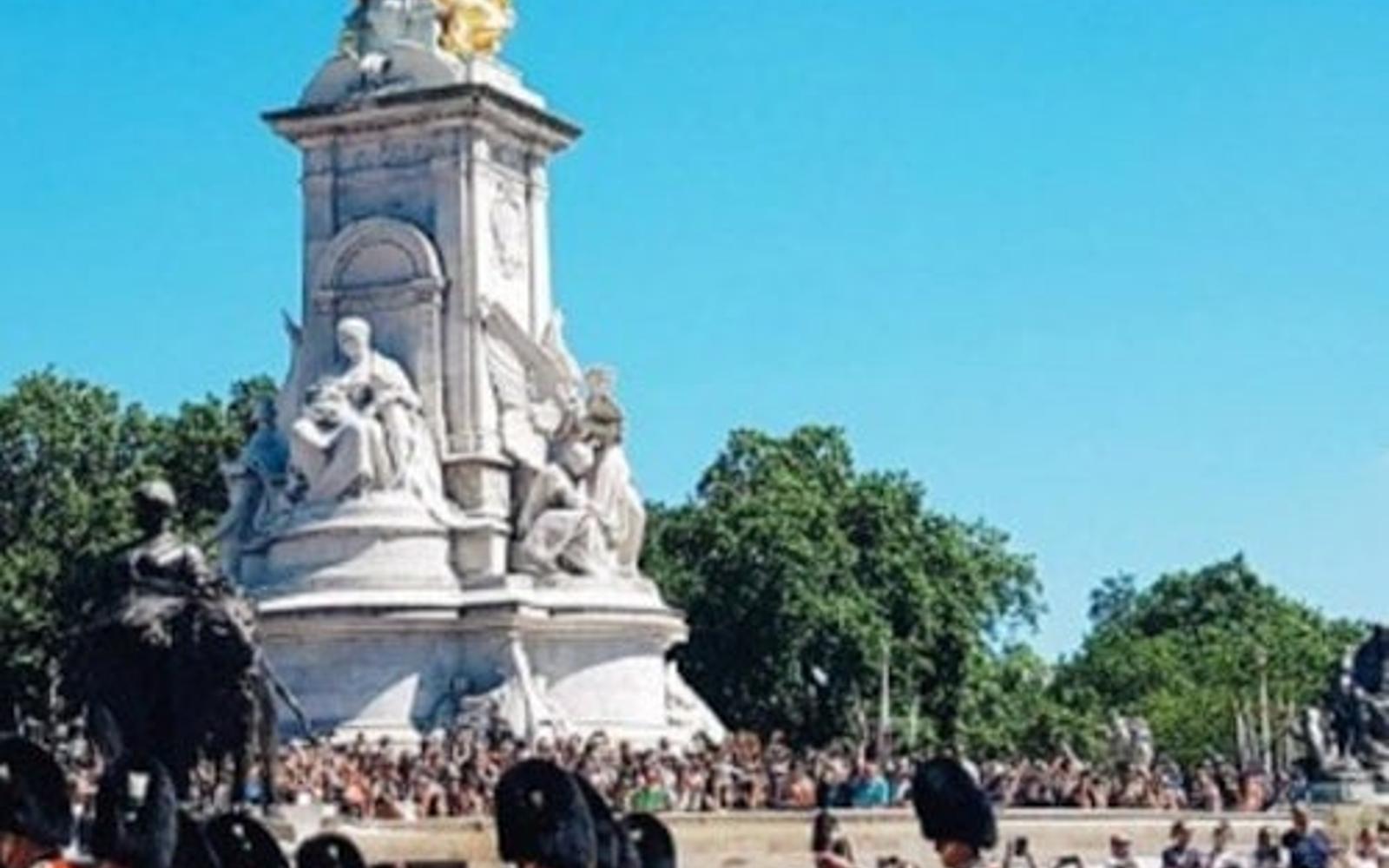 لندن: تور شهری رایگان با راهنما برای کودکان tickets at London City Tours, London