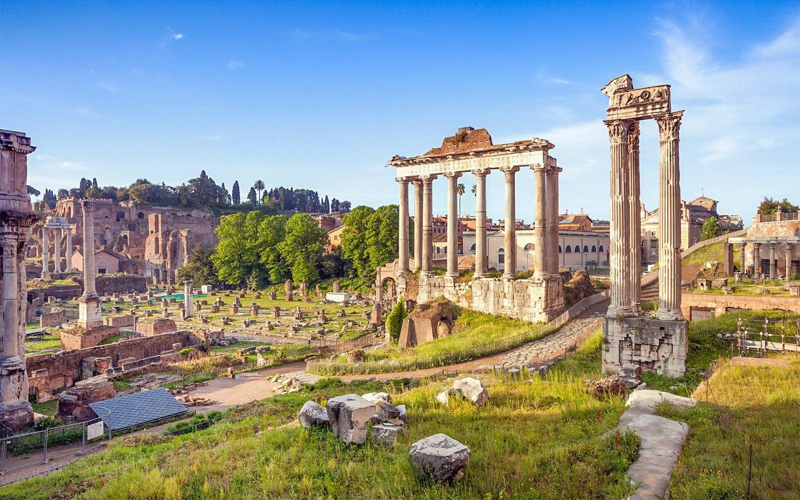 دسترسی به زیرزمین‌های کلوسئوم و کلیسای سن کلمنته tickets at Touristation Aracoeli, رم