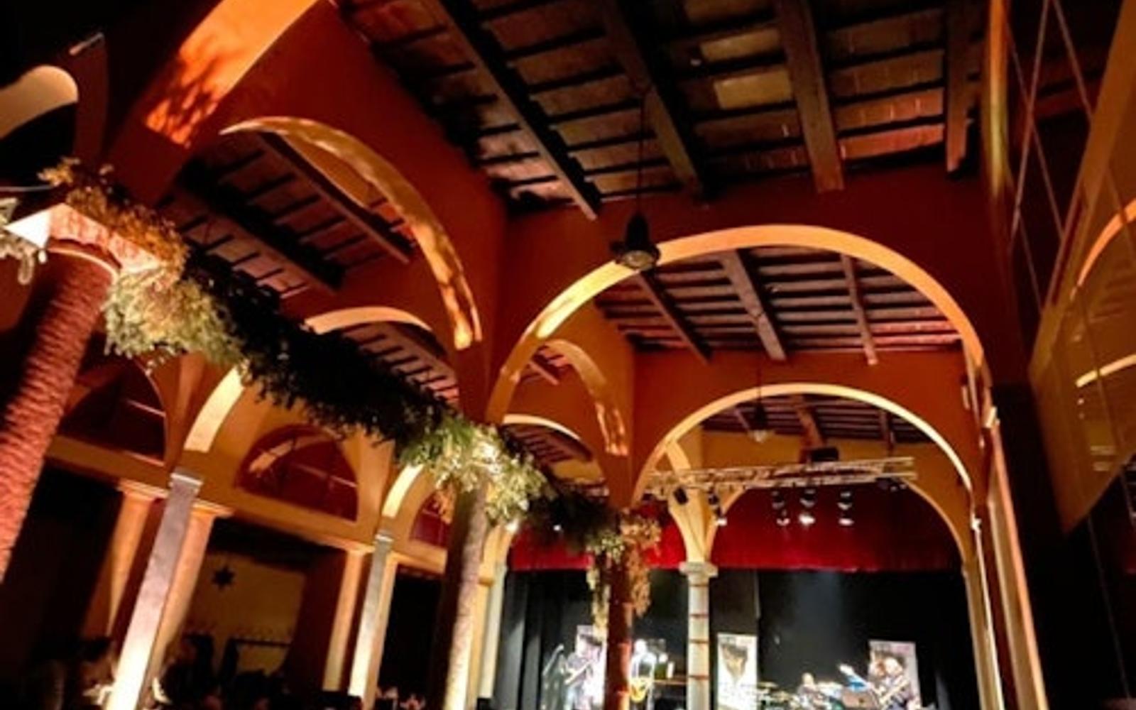 Florence: Teatro del Sale Dinner + Show