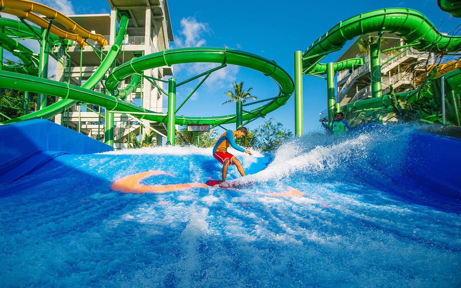 بلیط‌های خانواده برای واتربوم بالی (۲ بزرگسال + ۲ کودک) tickets at Waterbom Bali, Bali