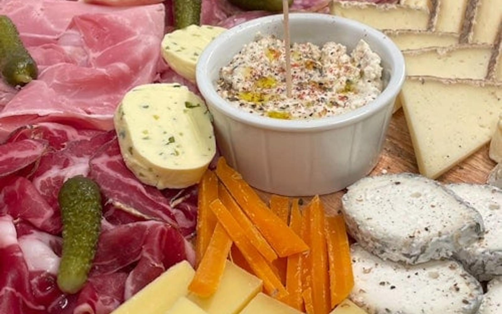 Lyon: Guided Food Tour