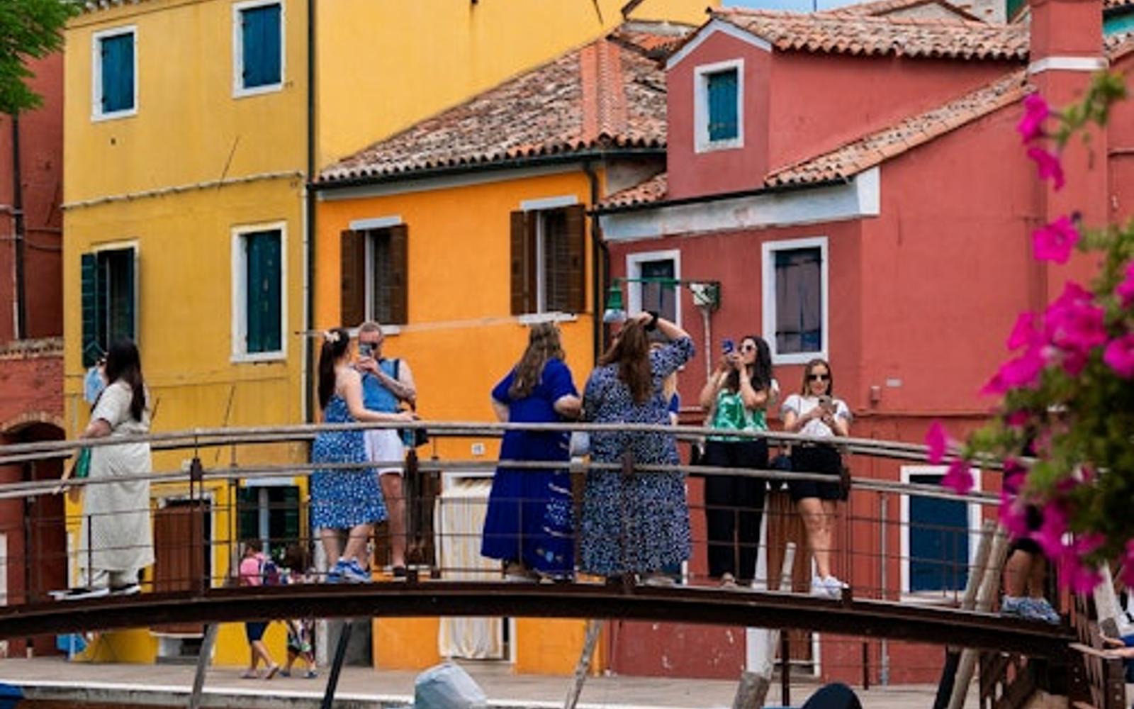 Murano & Burano: Guided Tour With 3 hours free In Burano